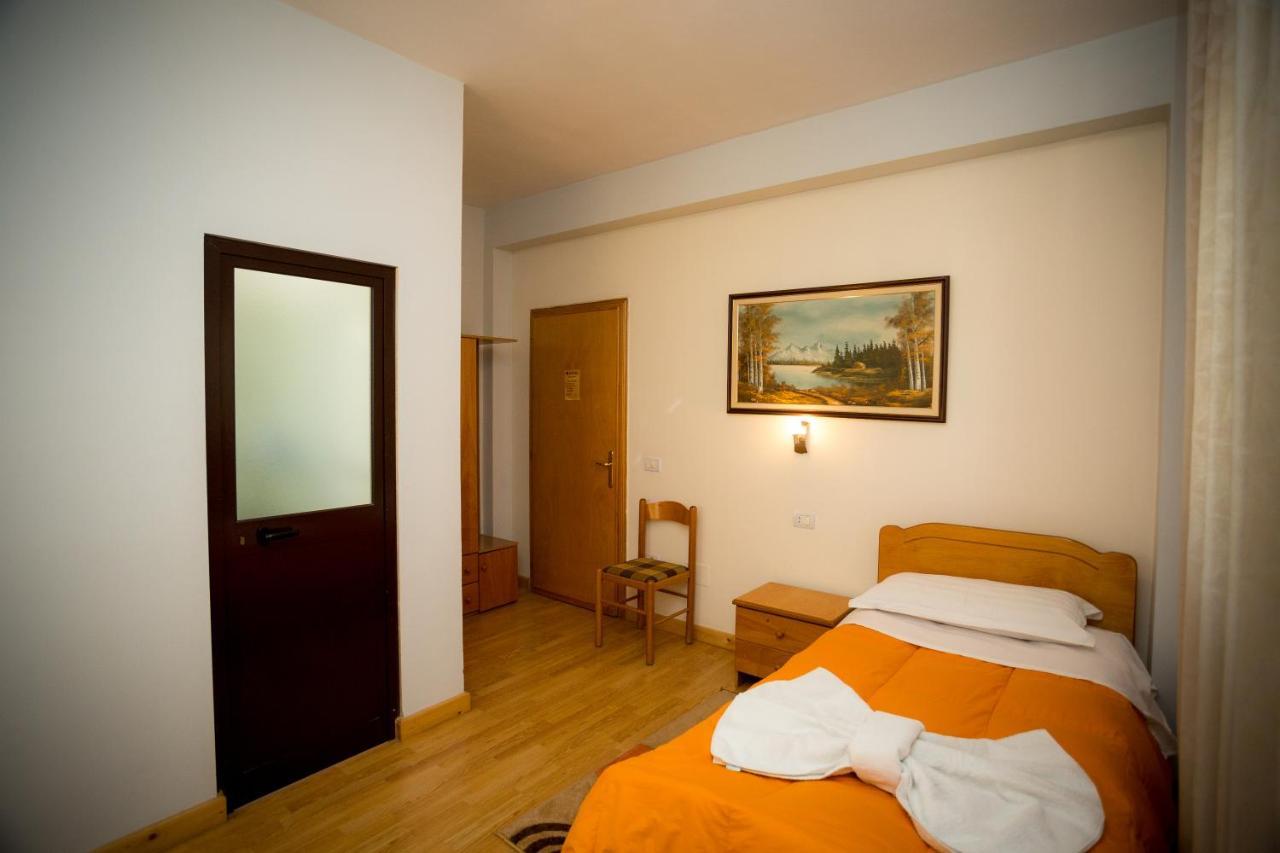 Kolping Hotel Shkoder Bagian luar foto